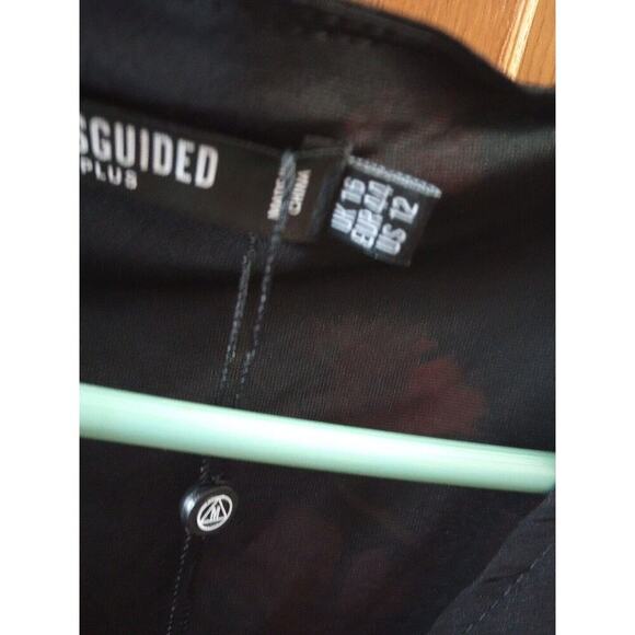 Missguided Plus Maxi Dress Sz 12 NWT Floral Black Pink Button Front - Picture 8 of 8